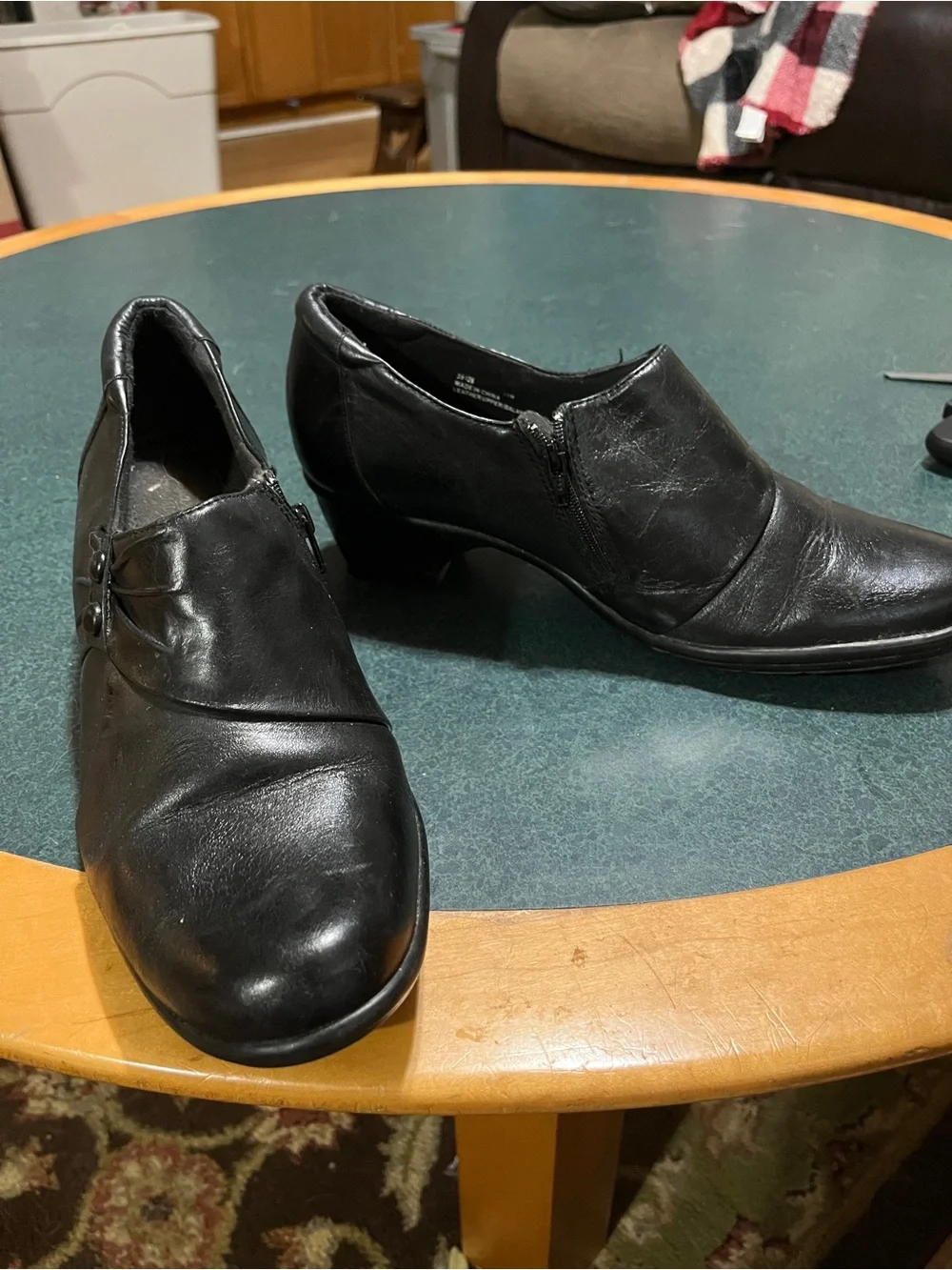 Clark's Men's Black Leather Slip-On Dress Shoes 11M